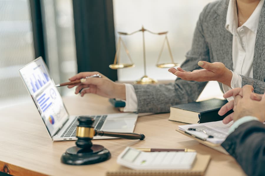 Delitos contra el patrimonio abogados en A Coruña